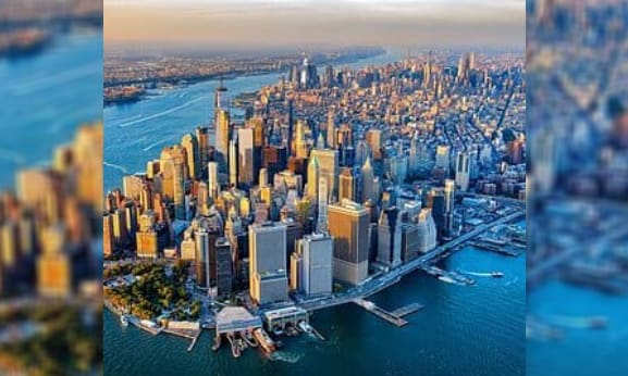 Aerial view of Lower Manhattan skyline